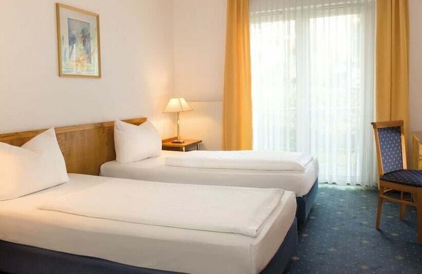Номер Стандарт, Victor S Residenz Hotel Gummersbach