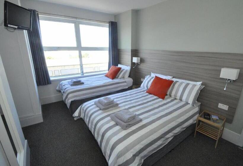 Номер Стандарт Трехместный, Causeway Bay Guesthouse Portrush