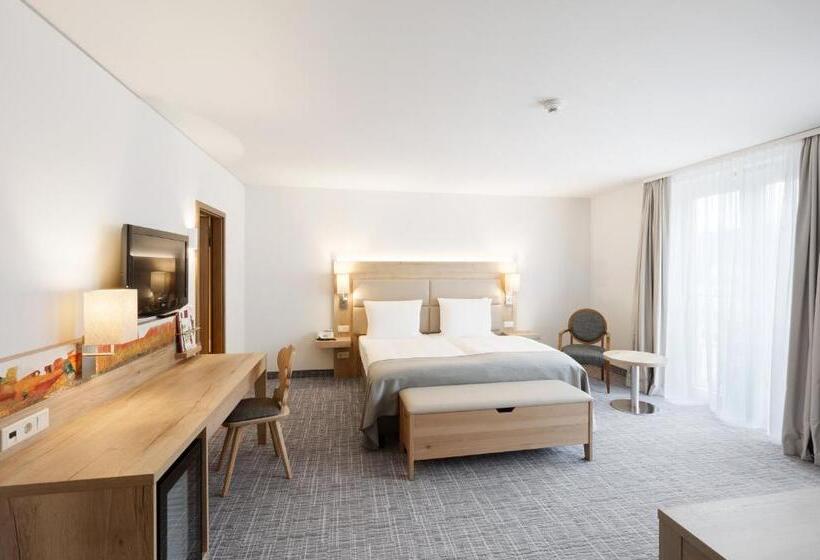 Номер Superior, Holiday Inn Nürnberg City Centre, An Ihg