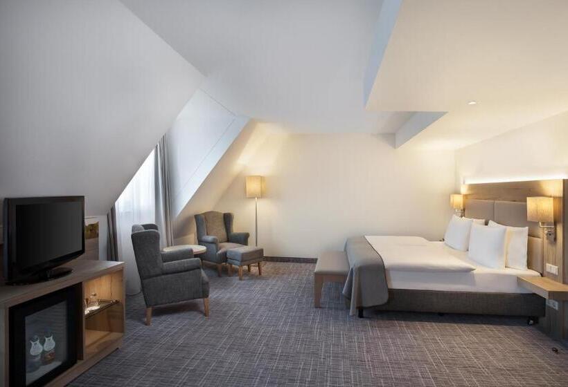 Стандартный Номер Кровать Кинг, Holiday Inn Nürnberg City Centre, An Ihg
