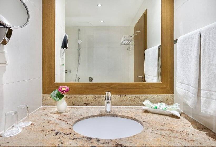 Quarto Estandar, Holiday Inn Nürnberg City Centre, An Ihg
