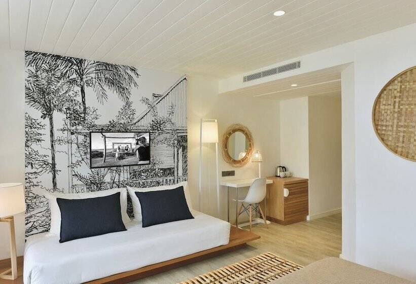 اتاق سوپریور با چشم‌انداز باغ, Canonnier Beachcomber Golf Resort & Spa