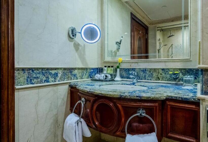 Номер Superior Вид на Город, Dar Al Tawhid Intercontinental Makkah, An Ihg