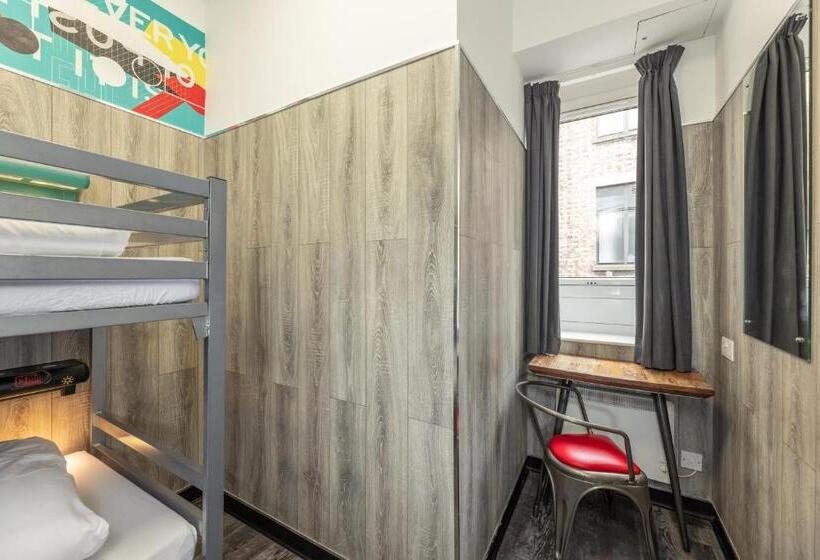 Номер Стандарт, Kabannas Newcastle