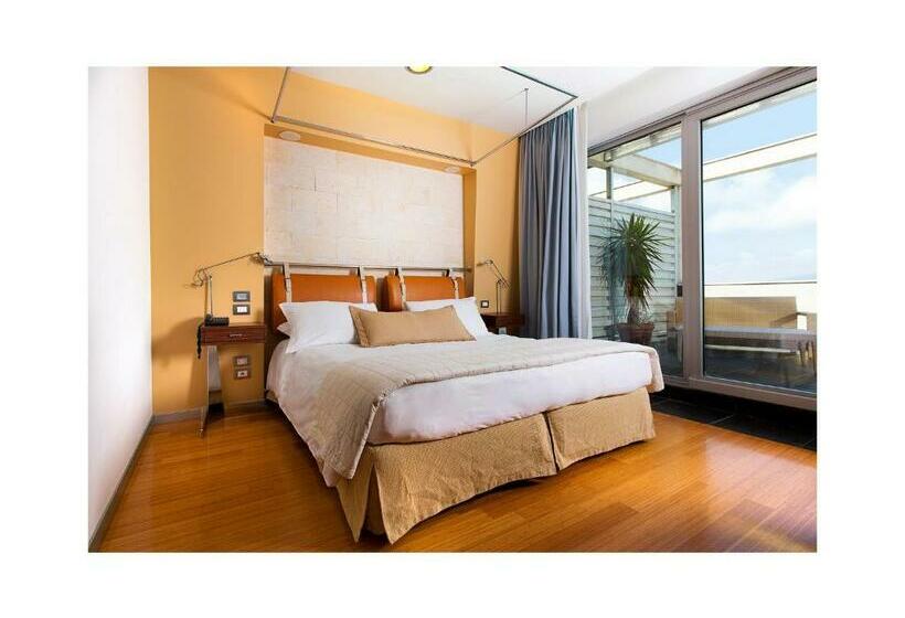 Номер Deluxe с Террасой, Towers Hotel Stabiae Sorrento Coast