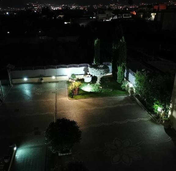 شقة غرفة واحدة مزودة بتراس, B&b Atrium