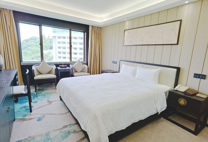Номер Стандарт, Guangdong Hotel Free Shuttle & Registration Counter Service During Canton Fair