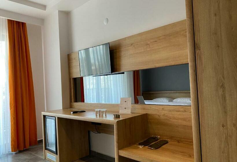 豪华海景房带阳台, Csk Otel