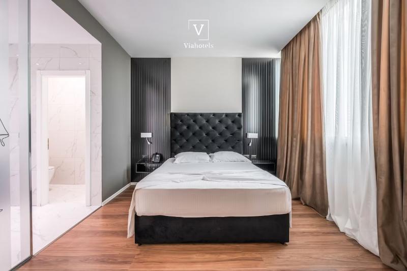 디럭스 주니어 스위트, Vh Eurostar Tirana Hotel Congress & Tirana Spa