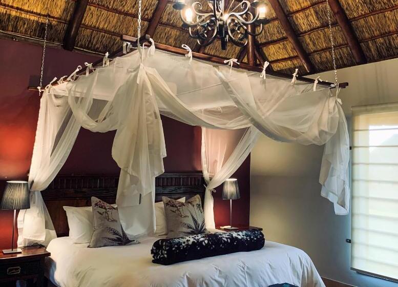 Люкс, Morakane Safari Lodge