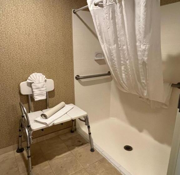 Номер Стандарт Адаптированный для Инвалидов, Comfort Inn & Suites Ocean Shores
