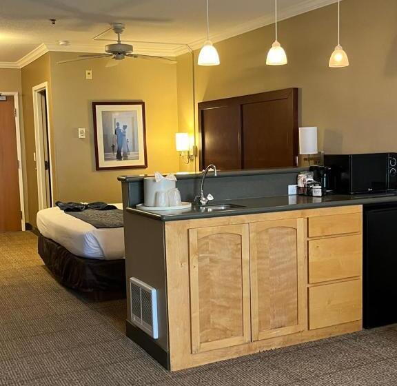 Люкс Кровать Кинг, Comfort Inn & Suites Ocean Shores