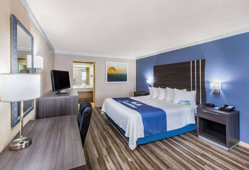 Студия Стандарт, Days Inn & Suites By Wyndham Braunig Lake