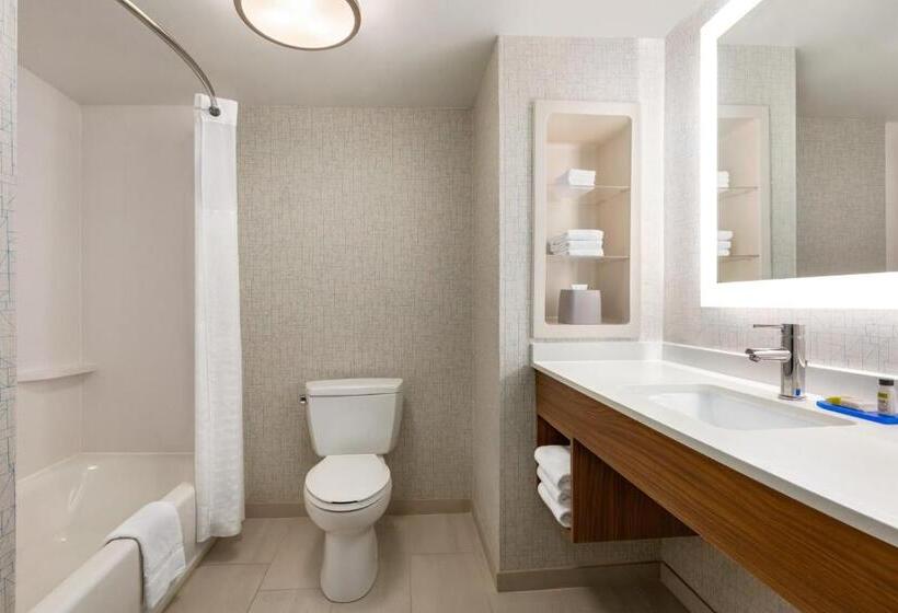 스탠다드 룸, Holiday Inn Express & Suites Philadelphia   Mt Laurel, An Ihg