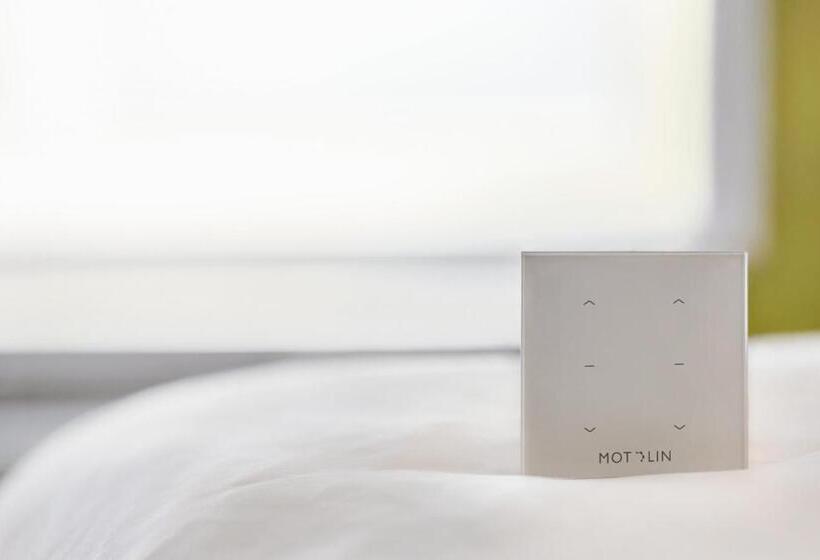 غرفة قياسية سرير ملكى لذوى الإحتياجات الخاصة, Holiday Inn Express & Suites Philadelphia   Mt Laurel, An Ihg