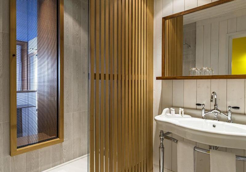 Номер Deluxe Вид на Море с Балконом, Hôtel Le Bailli De Suffren