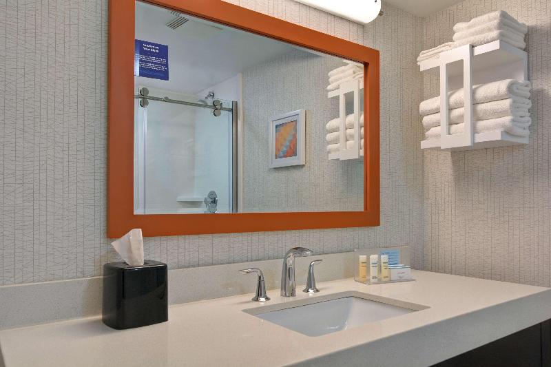 Стандартный Номер Кровать Кинг, Hampton Inn Greenwood
