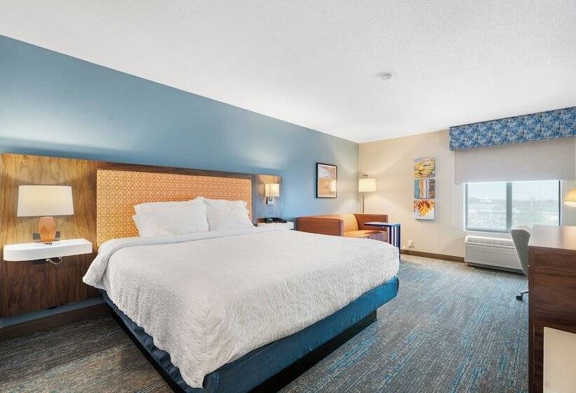 适合残疾人使用的标准间, Hampton Inn Ottawa