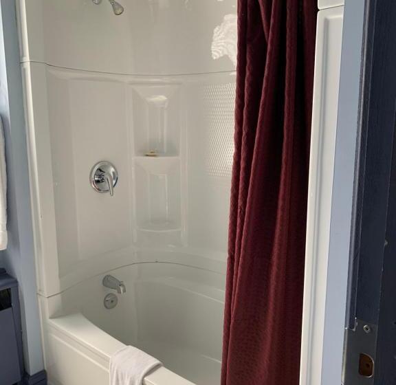 Quarto Estandar, Lakeview