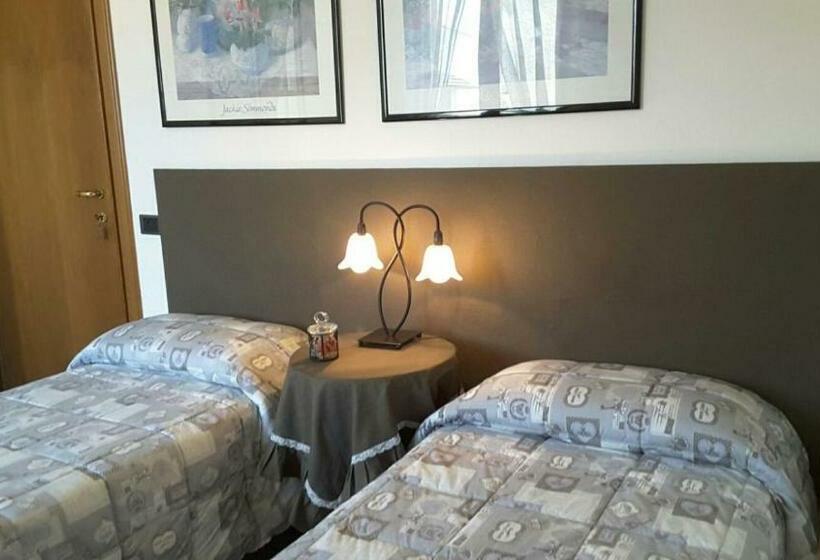 Номер Стандарт, Marinella B&b