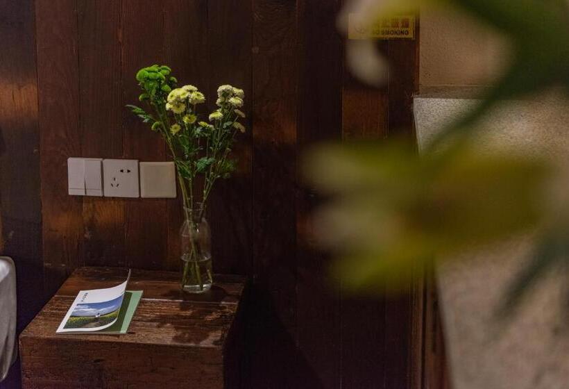 Номер Стандарт с Террасой, Mohe Hostel