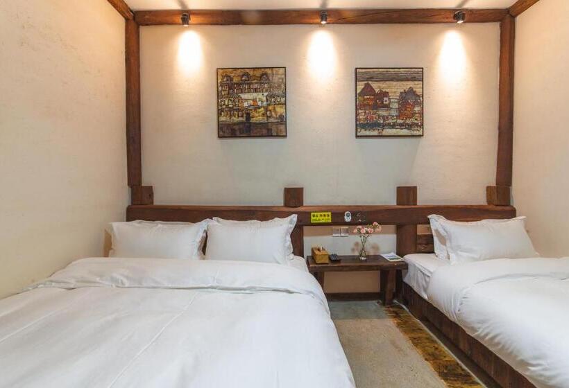 Номер Deluxe, Mohe Hostel