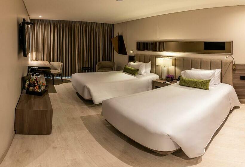 اتاق سوپریور با تخت بزرگ, York Luxury Suites Medellin By Preferred