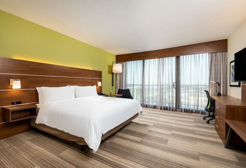 Номер Стандарт, Holiday Inn Express & Suites Santa Ana   Orange County, An Ihg