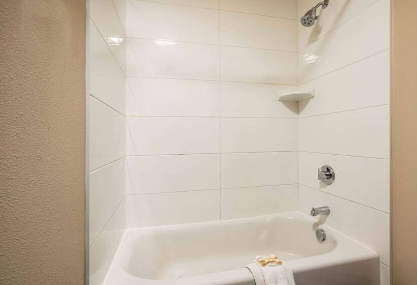 Номер Deluxe, La Quinta By Wyndham Eugene