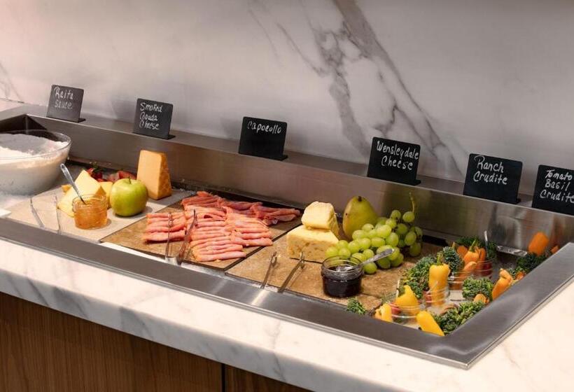 اتاق لوکس, Louisville Marriott Downtown