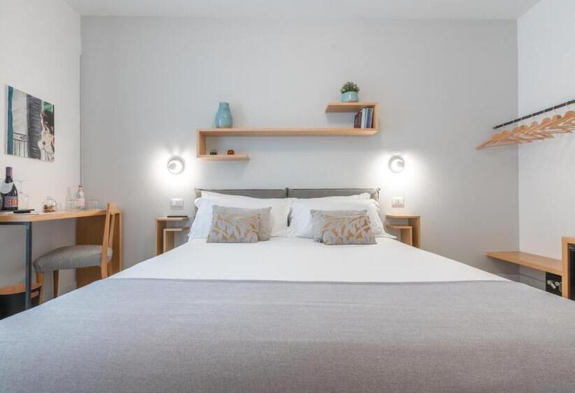 اتاق لوکس, Archè Design Rooms And Suites