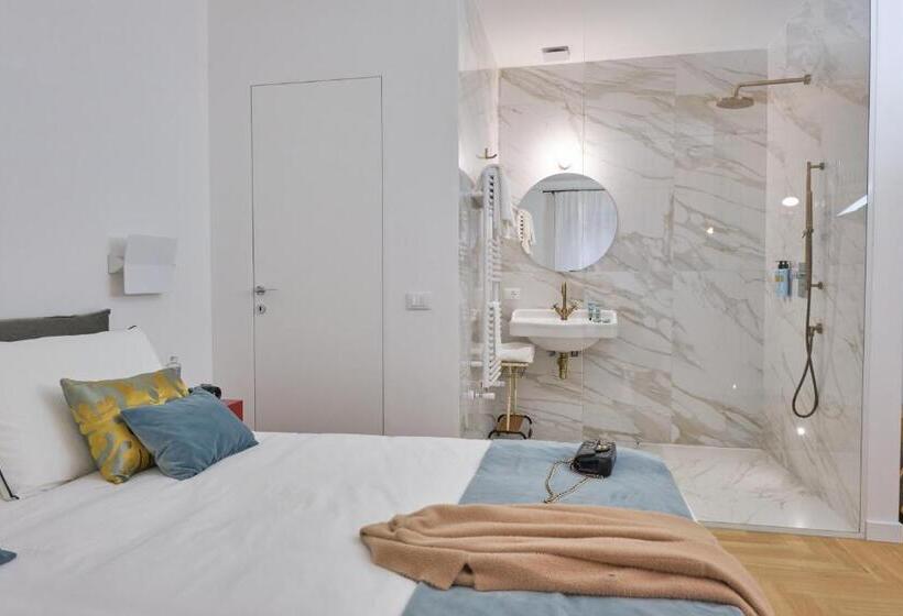 سوئیت با تخت بزرگ, Archè Design Rooms And Suites