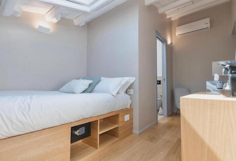 اتاق اکونومی, Archè Design Rooms And Suites