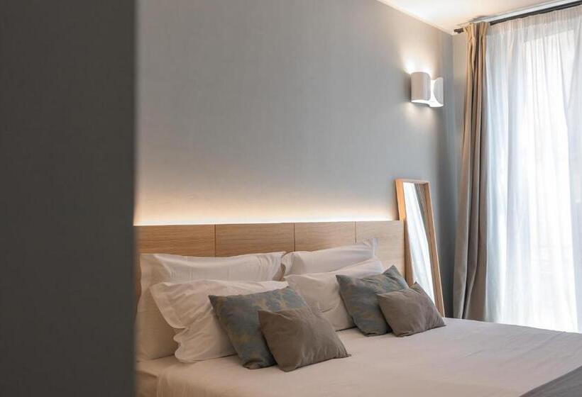 سوییت با استخر, Archè Design Rooms And Suites