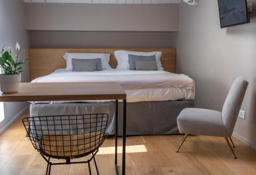 اتاق لوکس, Archè Design Rooms And Suites