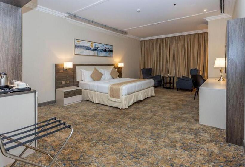 Quarto Estandar, Hayat Al Riyadh