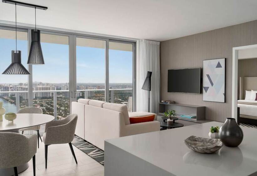 Люкс 3 Спальни, Hyde Beach House Hollywood Private Suites