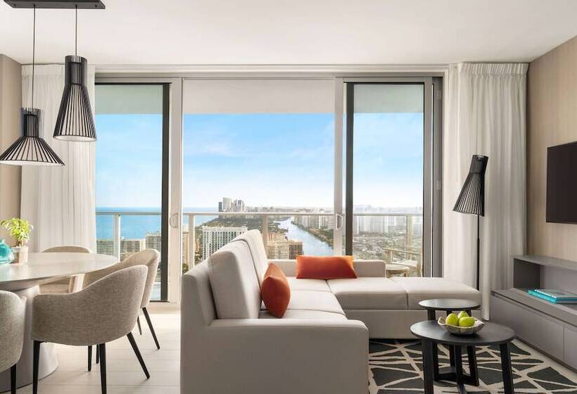 Люкс 2 Спальни, Hyde Beach House Hollywood Private Suites