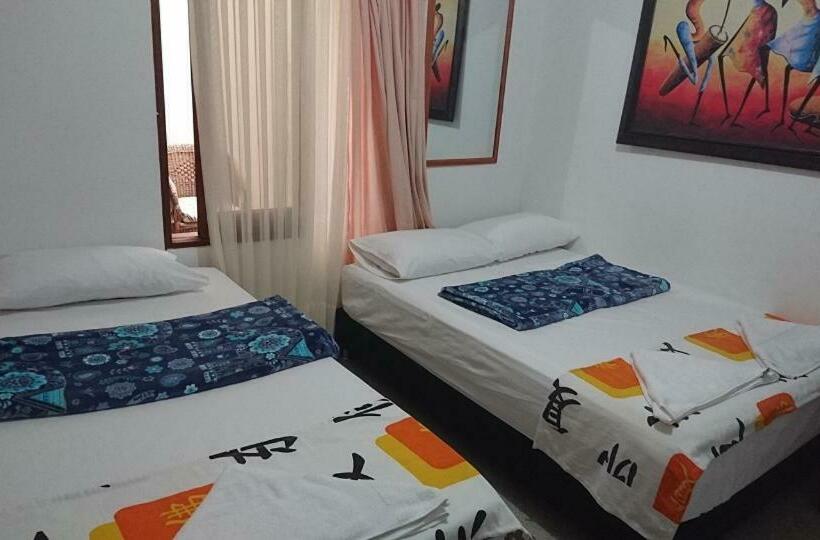 Habitación Familiar, Rosita 3