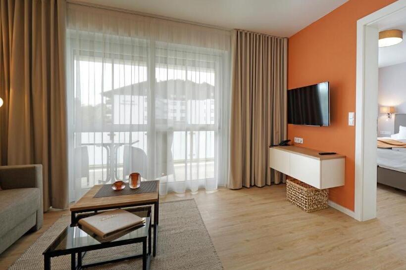 Люкс с Балконом, Appartementhotel Fidelio
