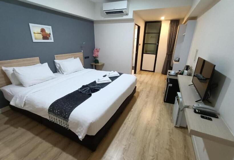 带大床的豪华间, Tisa Hotel Udonthani