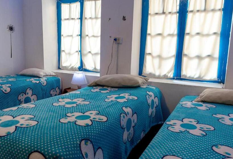 Quarto Triplo Estandar Banheiro Compartilhado, Posada Azul Cusco