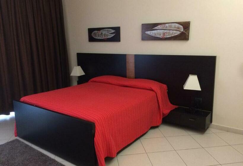 Номер Deluxe с Балконом, B&b Armony 111