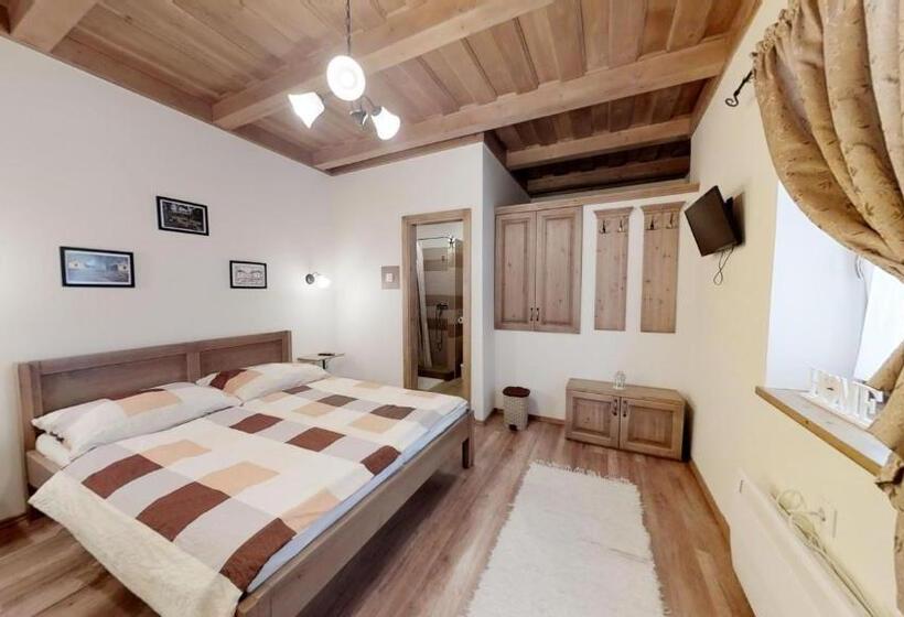 Четырехместный Номер Стандарт, Tóth Vendégház és Apartmanház újfehértó