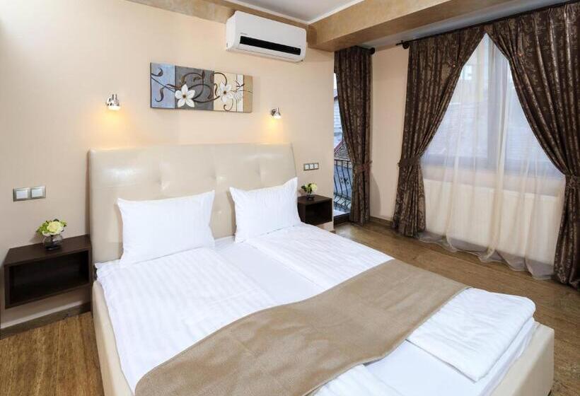 استودیوی استاندارد, Style Residence