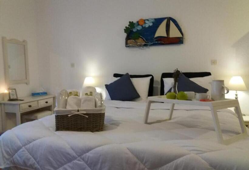 Люкс Вид на Сад, Anofli Suites