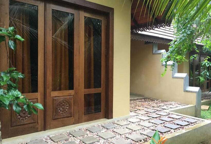 Villa 1 Chambre Vue Jardin, Surf N Sun   Arugam Bay