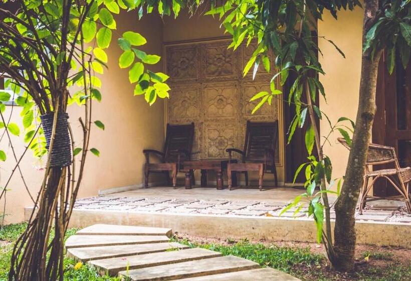 Villa 1 Chambre Vue Jardin, Surf N Sun   Arugam Bay