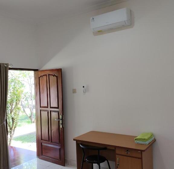 Номер Deluxe, Bayumantra Bungalows