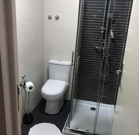 اتاق سوپریور با چشم‌انداز باغ, Jualis Guest House